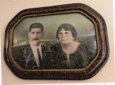 Merced and Nieves Leon