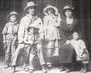 Oji Family in 1921